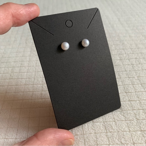 NWOT freshwater pearl earrings - Picture 7 of 9